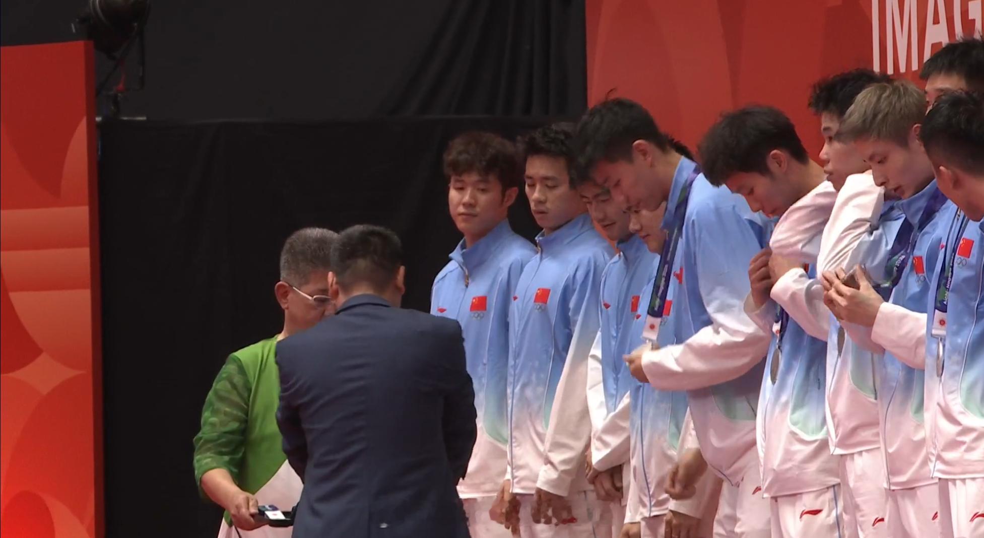 国羽男团2比3印尼亚运国羽男团银牌中国：银牌国羽亚运砥砺前行 ​​​​