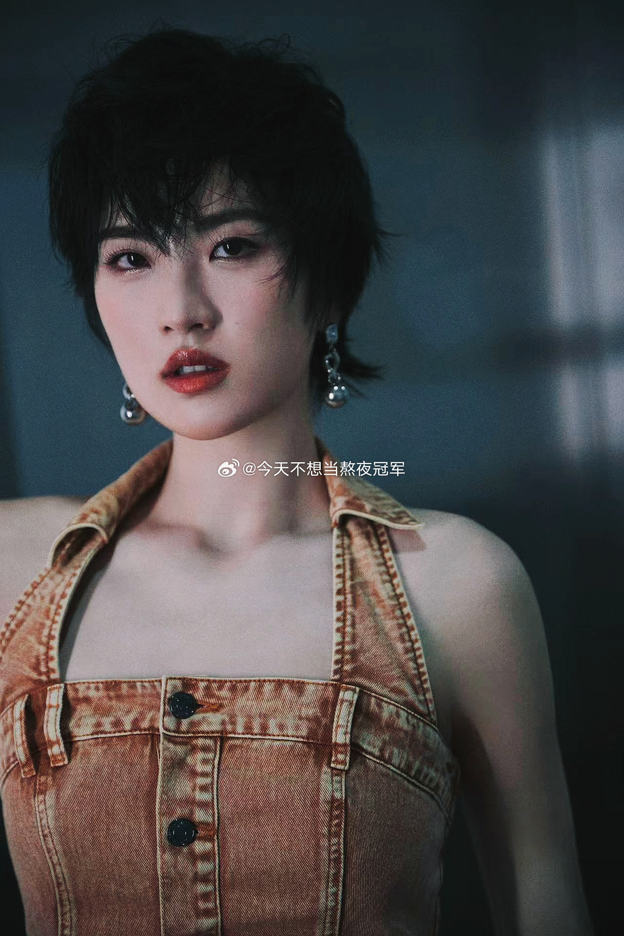 来猜人，请问图几是卢昱晓 卢昱晓短发 美萌卢昱晓短发