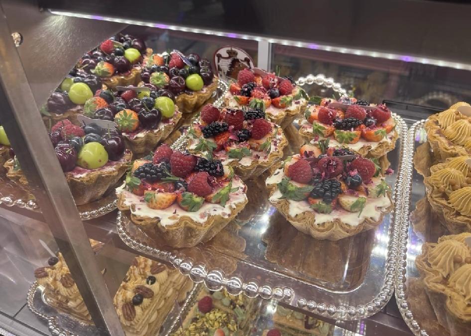 一个蛋挞要58，是我不想吃吗？

路过商场的一个甜品店，发现一个蛋挞要58，好贵