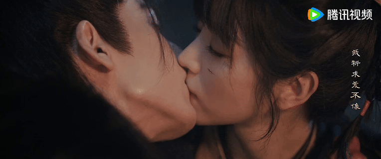 张凌赫田曦薇逐玉告白吻逐玉告白吻 谁还在为逐玉告白吻疯狂心动，我真的每天循环播放