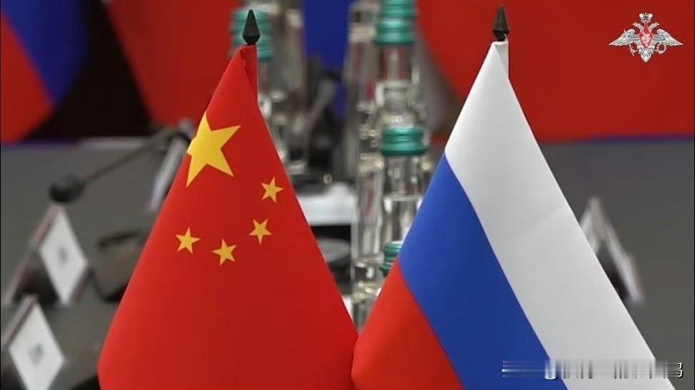 🇨🇳🤝🇷🇺俄罗斯联邦国防部长安德烈·别洛乌索夫在莫斯科会见中方代表团时