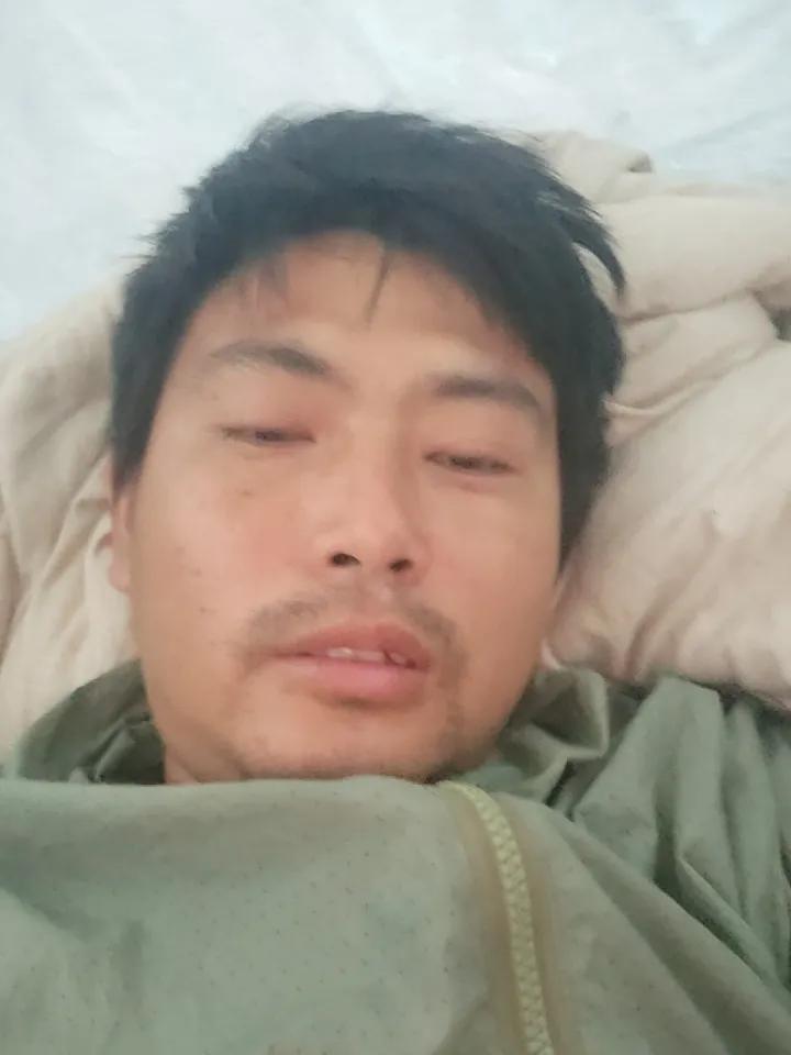 暂时我先不去河口了，因为车子坏在路上了。有好心人接我到他那里过渡一下。所以我暂时