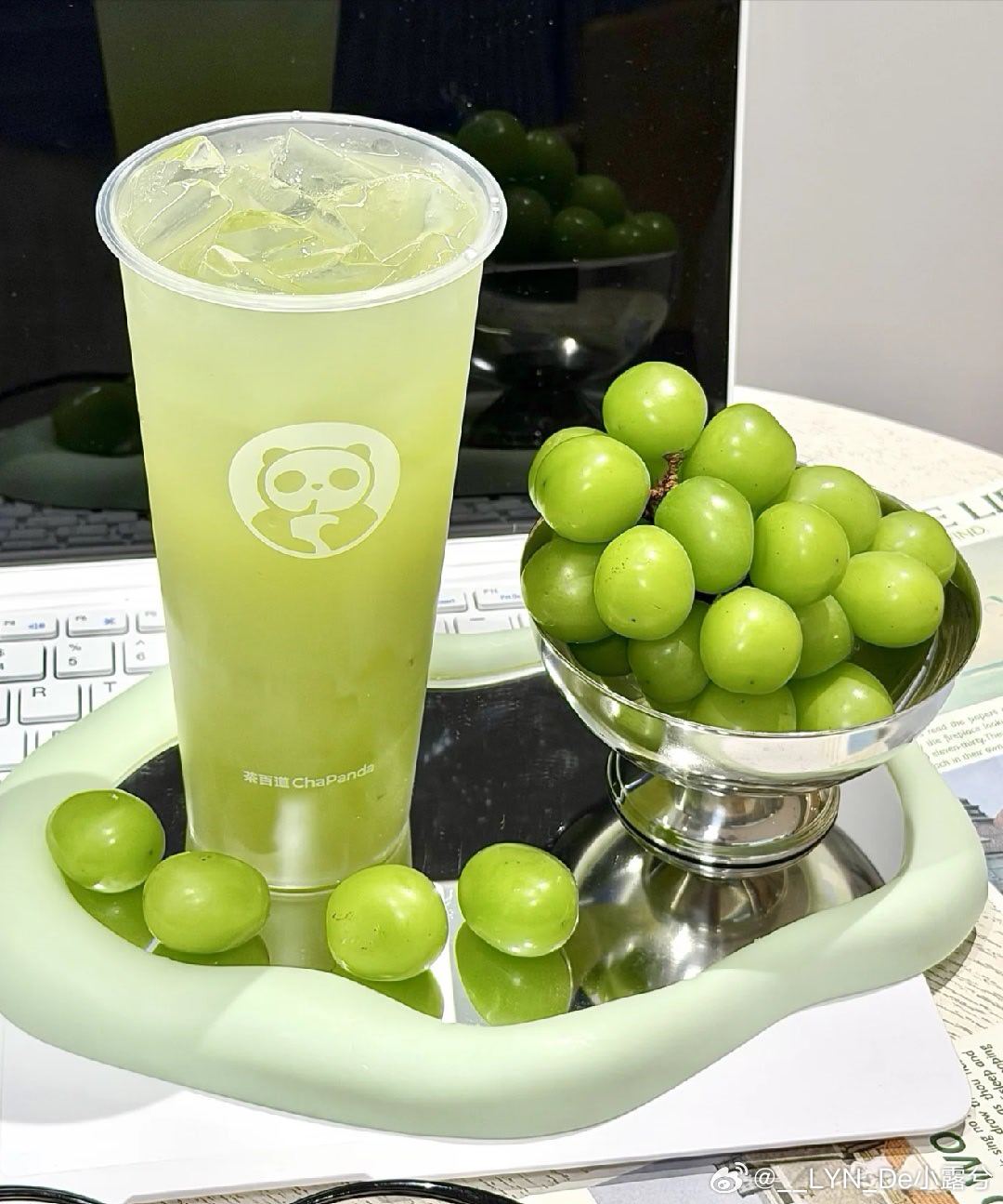 茶百道茶百道  茶百道你的夏日销冠我后知后觉！茶百道你终于放我们销冠回家了谁懂之