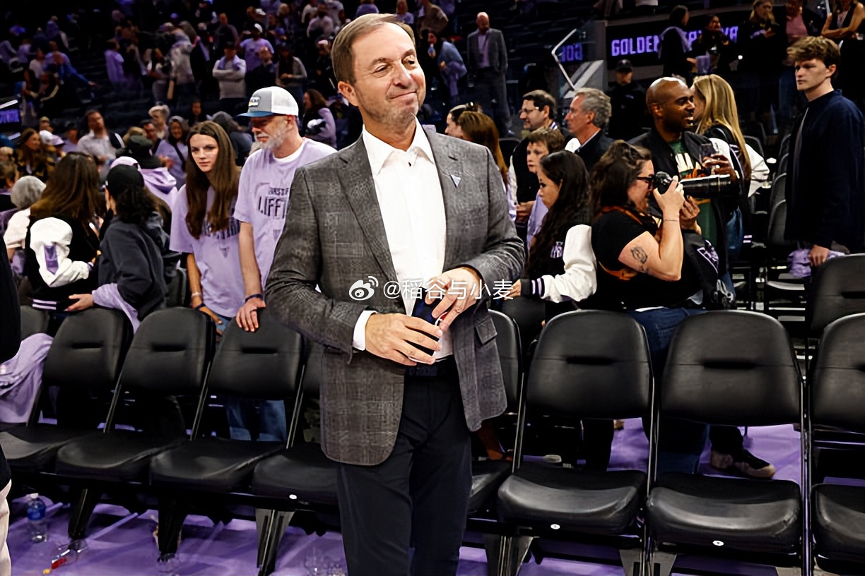 金州勇士的联合老板乔-拉科布（Joe Lacob）在The TK节目中谈到了球队