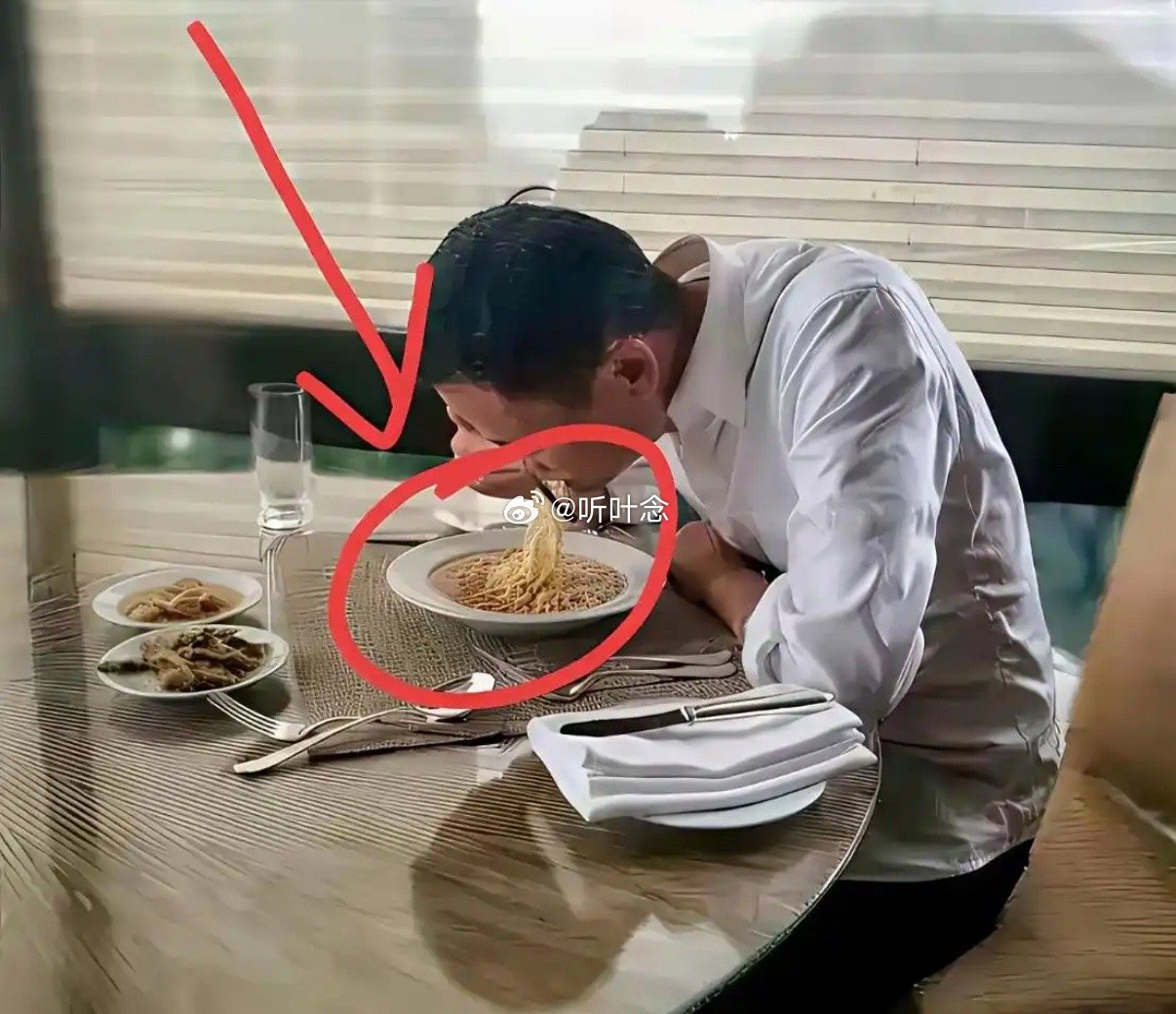 马云刘德华那么有钱，居然吃这么清汤寡水，要我天天山珍海味。 