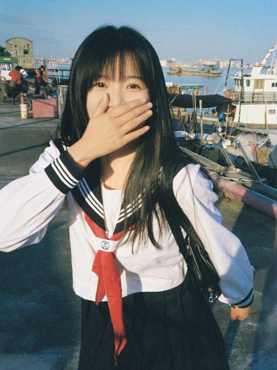 “阳光明媚，你也是”