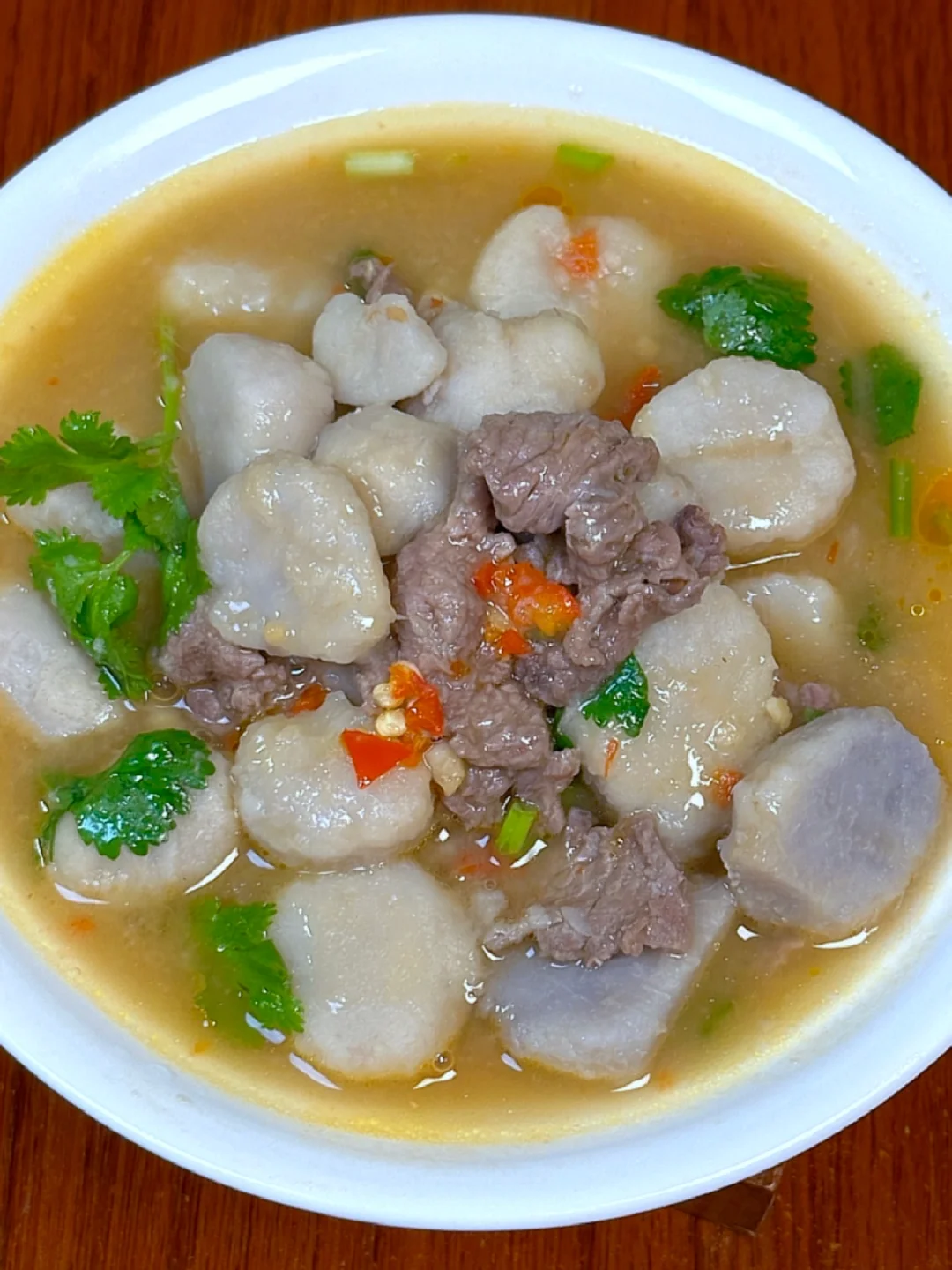 可是你不是江西人，不知道芋子滑牛肉有多好
