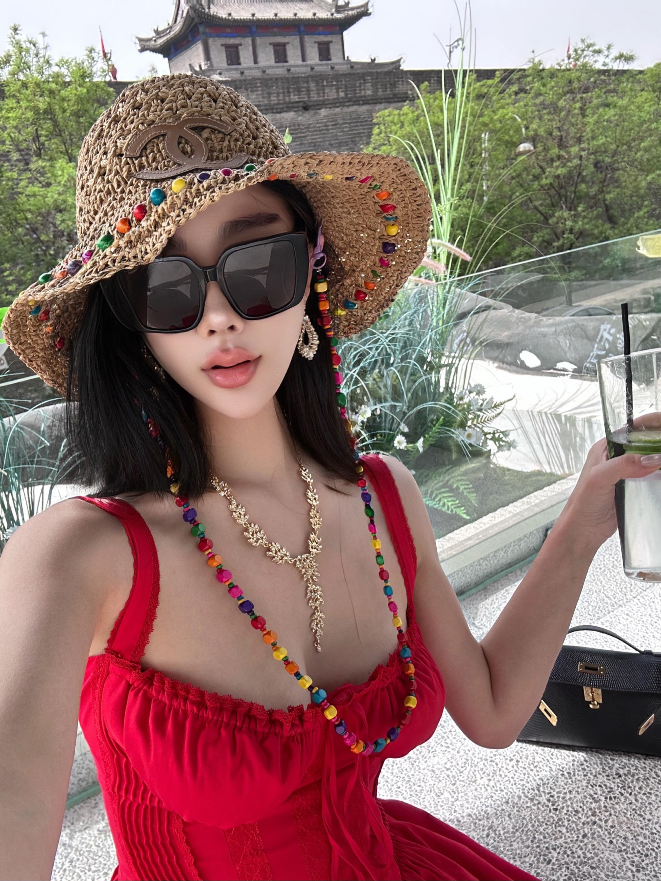 爱上自己的那天 人生才刚刚开始。