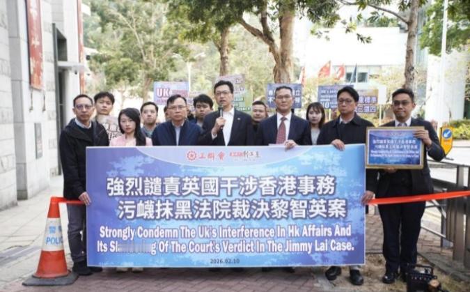 黎智英被判后，英国第一时间为其发声，并要求东大立即放人，同时英方还摆出了一条“毒