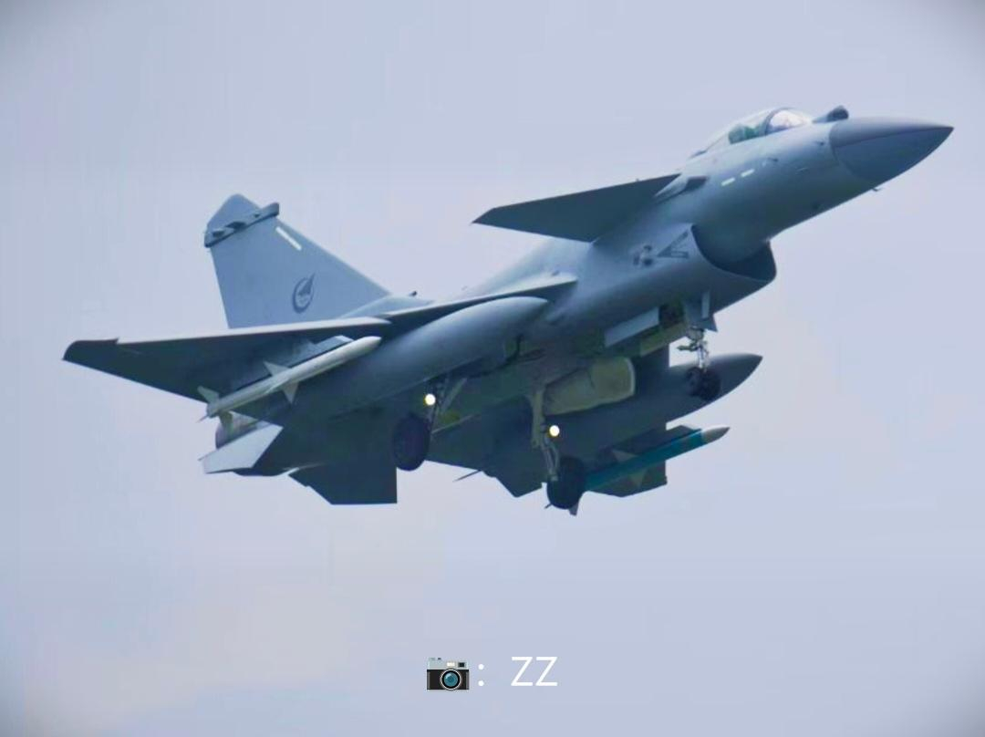 烽火问鼎计划  近日，印度媒体又在炒作巴基斯坦正在准备从中国引进60-70架J-