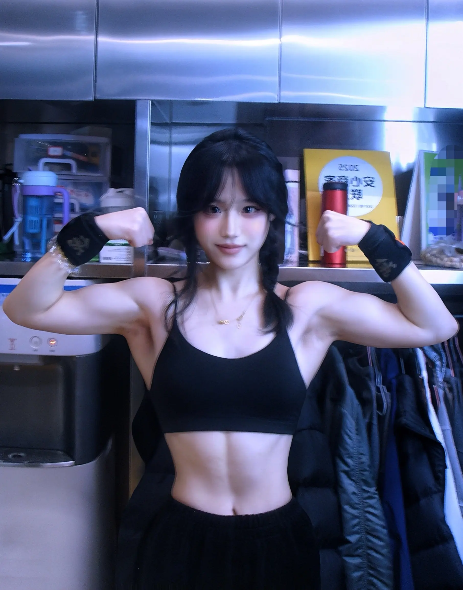 在吗？看看背。过年一点都没停歇有一点点小小的进步啦