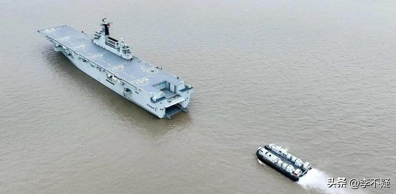 726A型“野马”气垫登陆艇居然需要安装2台燃气轮机，就是从“太行”涡扇发动机衍
