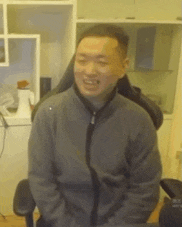 每天说什么爱男爱女，那我们cpf又爱男又爱女岂不是直接爱了整个全人类？大爱无疆我