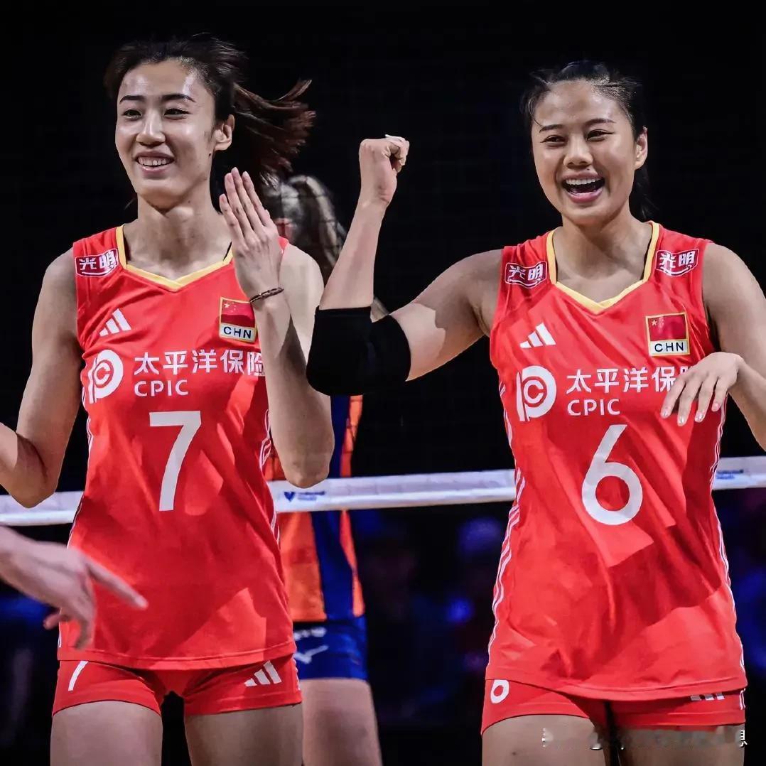 2024世界女排联赛最新排名:
(第五轮)
排名/球队/胜负场/得失局/积分/净