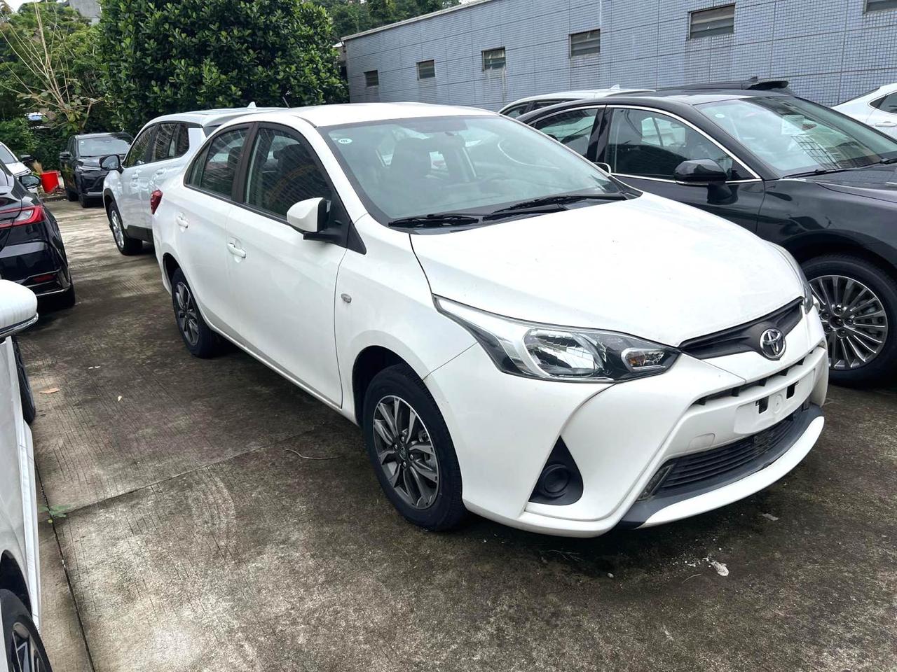 库存车 丰田 雅力士 2022款 YARiS L 致享 1.5 无级 领先PLU