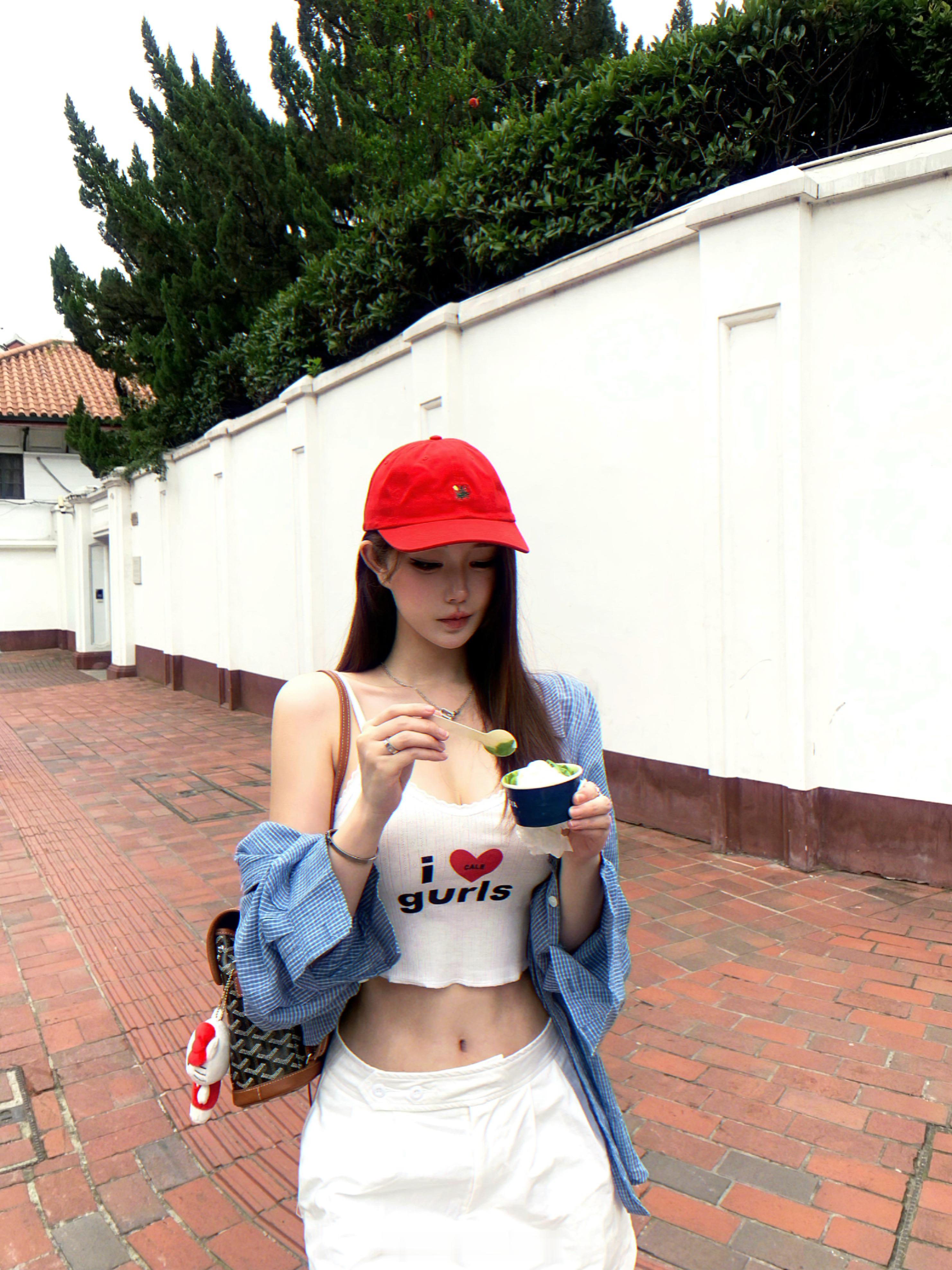 (  ˙༥˙  )🍕🍨 