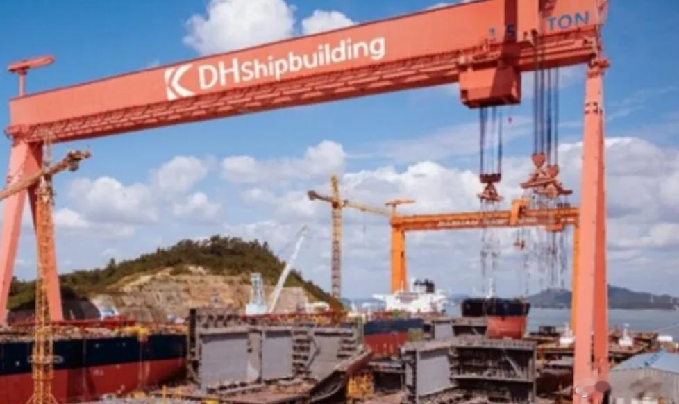 【这家船企再接2艘苏伊士型油轮订单】7月27日，韩国DH Shipbuildin