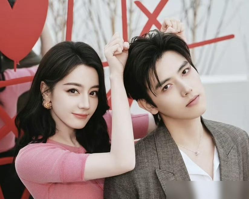 别再吹迪丽热巴的演技了。我告诉你，这根本不是一部剧。
这是她和嘉行13年长约到