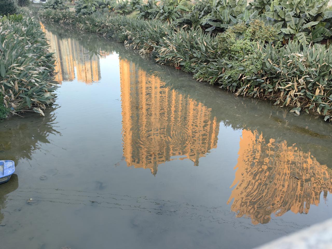 有钱有时间你会常去旅游吗?
谁说有钱有闲就该沉迷旅游？
真正的旅行家从不在路上