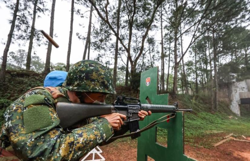 台北宪兵营5600人扩编至1万600人，台军进入实战备战状态

据台媒《中时新闻
