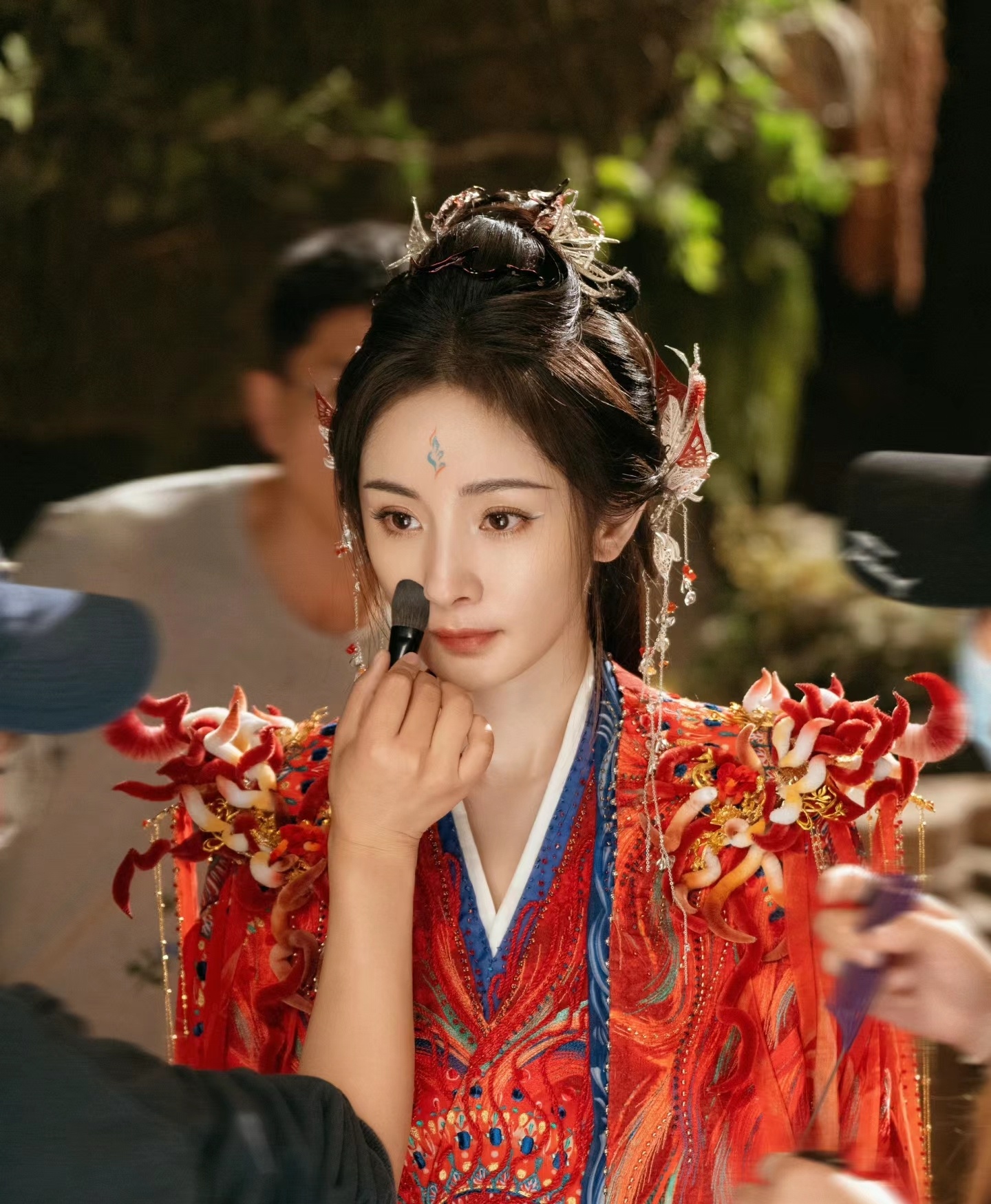 红红好美啊 红红～[舔屏][舔屏][舔屏] 