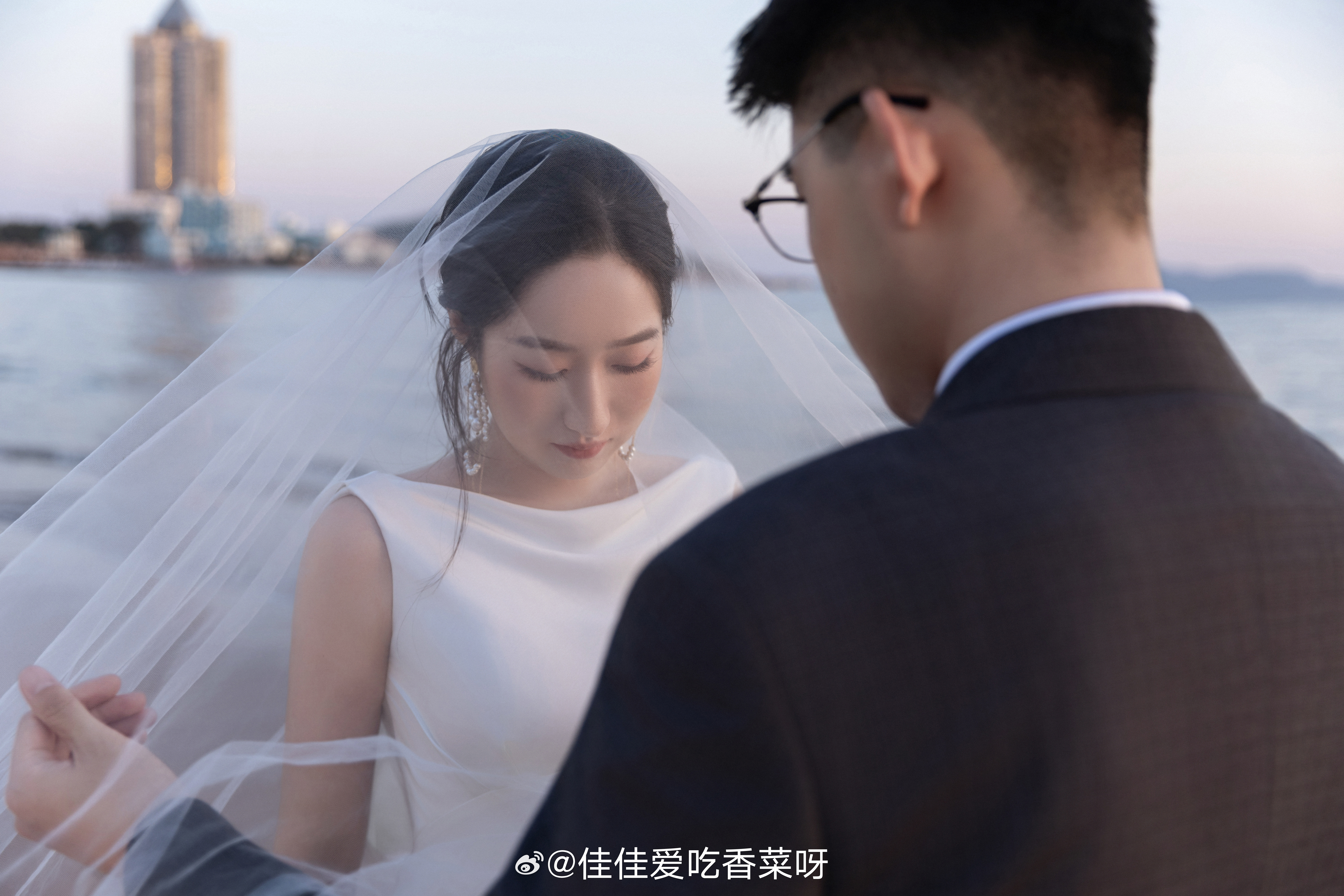 突然感觉结婚这一过程很幸福呢就是准备婚礼的这一过程或许我也可以称为自己为备婚主理