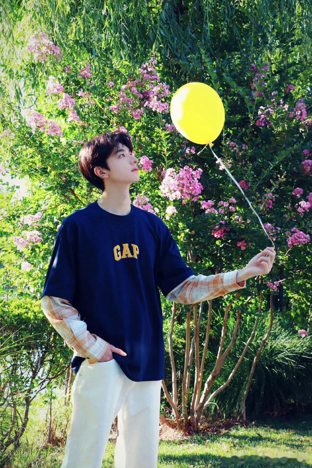 #林一李宛妲新电影演情侣#他们合作的新电影颇受大家的关注，在深入了解剧情的时候就