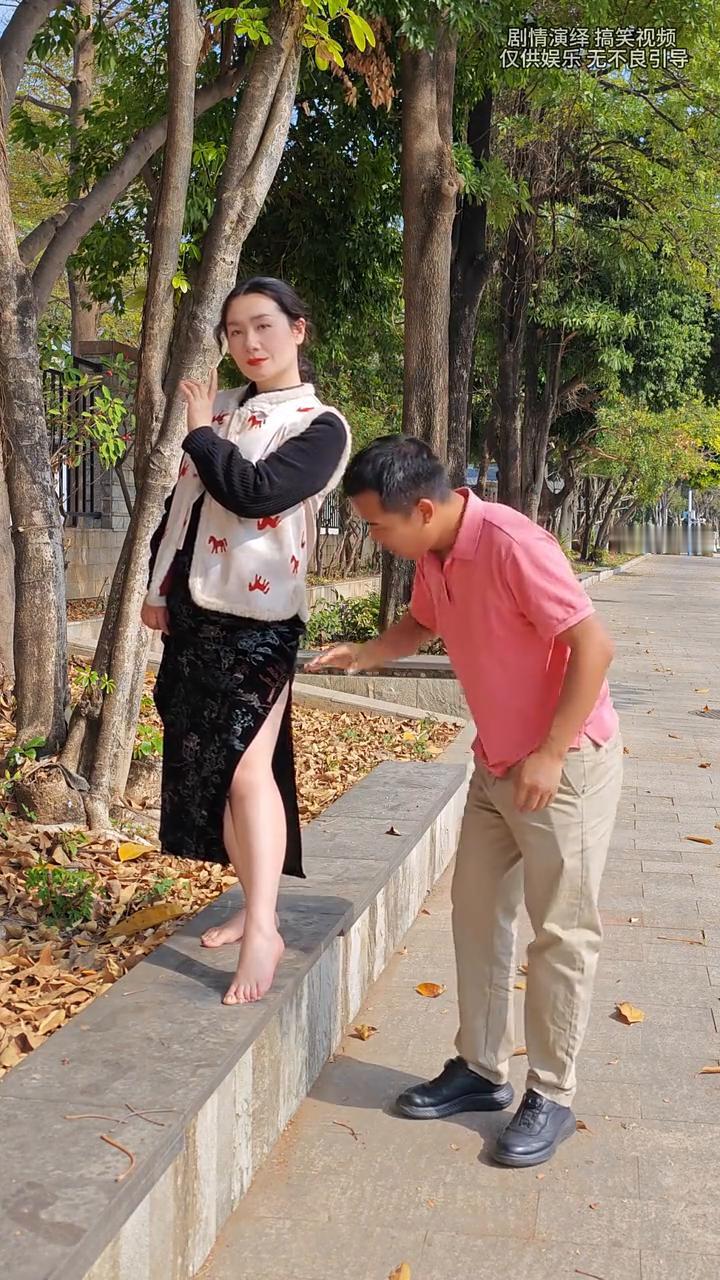 剧情演绎搞笑视频。