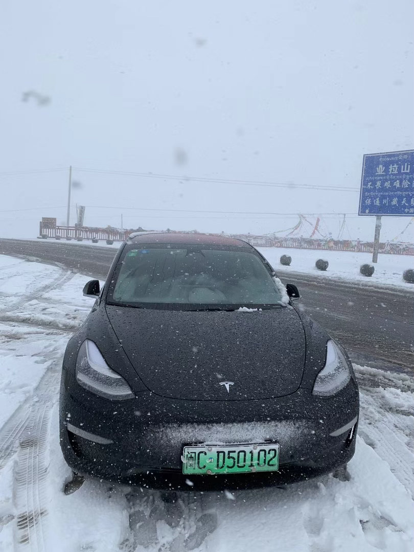 特斯拉Model 3推出十周年了！依旧心动依旧热卖图五是我的第一台特斯拉 (拍摄