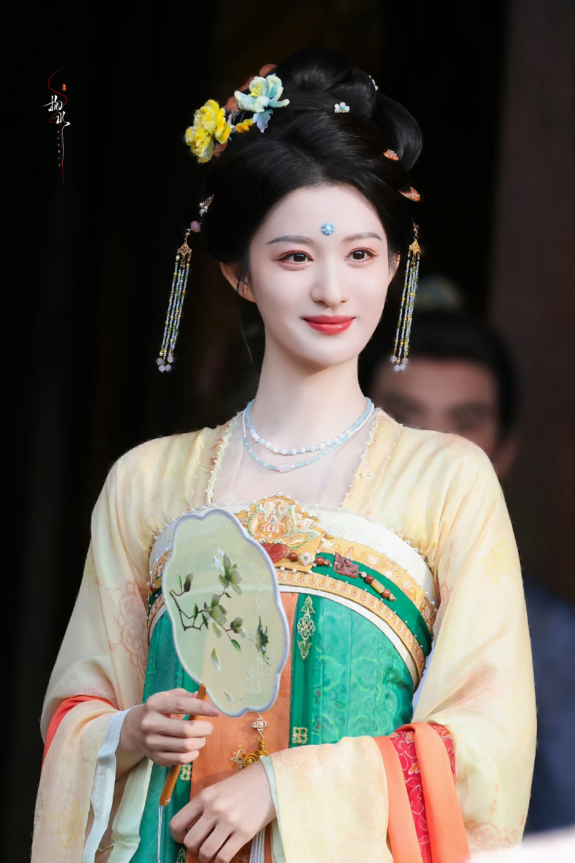 王楚然   wcr王楚然小时候就是美人胚子 🚢原来王楚然小时候是热舞女郎 “朝