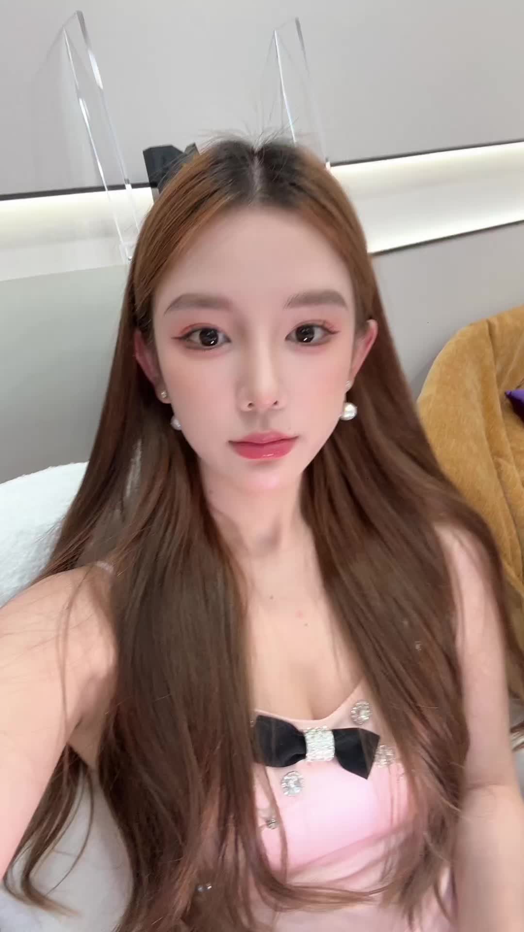 Sorry 我不是坏女孩  不会哄男孩
