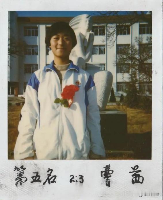 2000年，辽宁夫妇借7万元送女儿出国留学，女儿却跟父母断了联系，21年后双双患