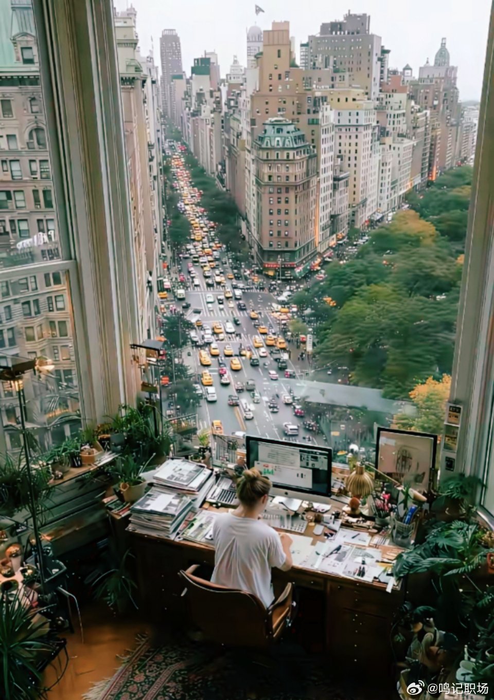 今天开始——把镜头转向自己，用你所有的注意力，去创造那个你真正想成为的、无需向任