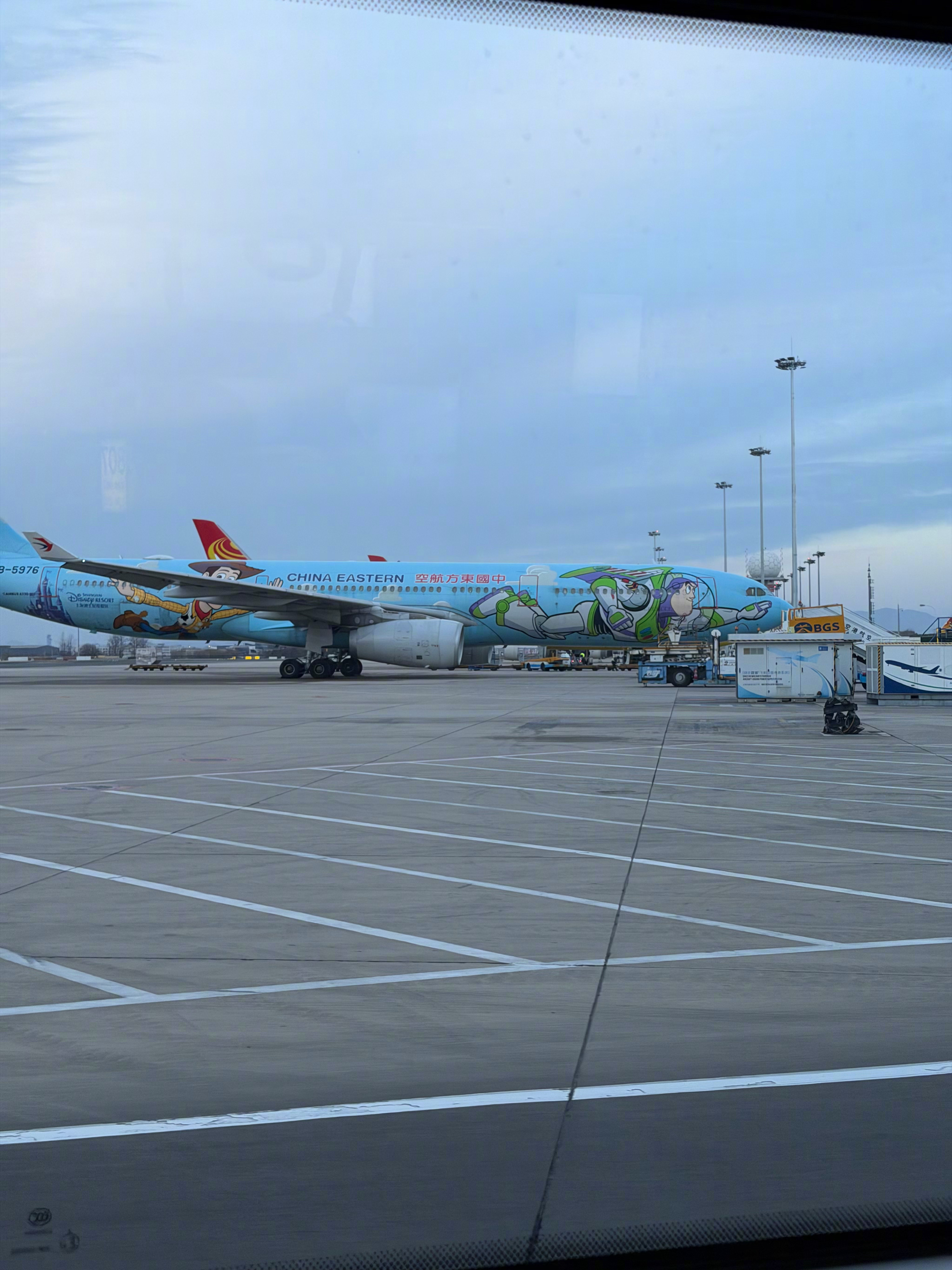 服啦！真的服啦前阵子特别想看童漠男的《寻找王医生》巡演，一查——北京场已经演完了