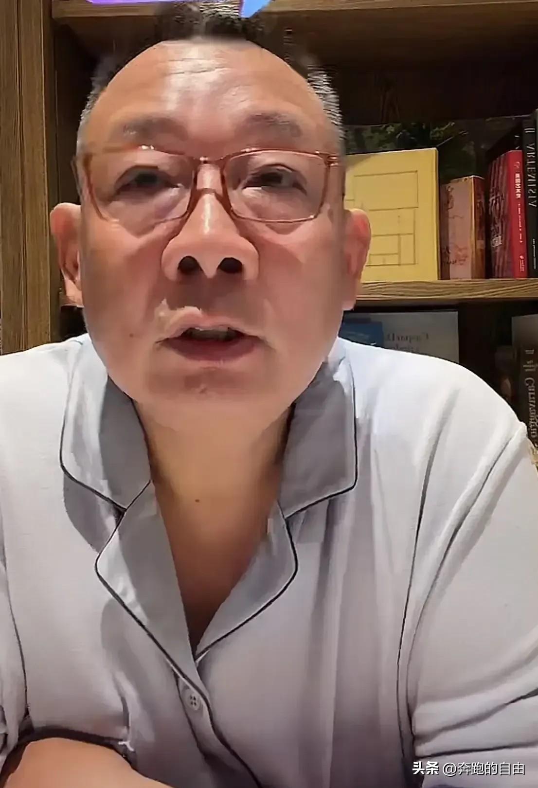 于东来，我奉劝你一句，做人别太嚣张！你知不知道你给别人每人退3000块钱，你让别