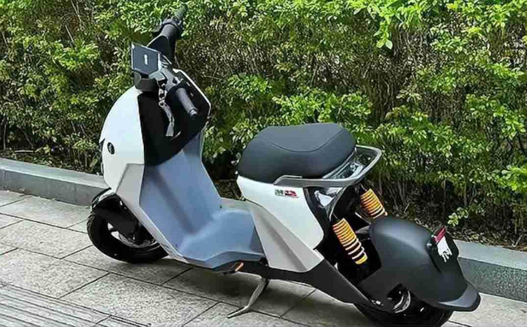 带定位晒今日生活 今天状态轻松愉快，天气也是格外给力，大晴天简直不要太舒服！
开