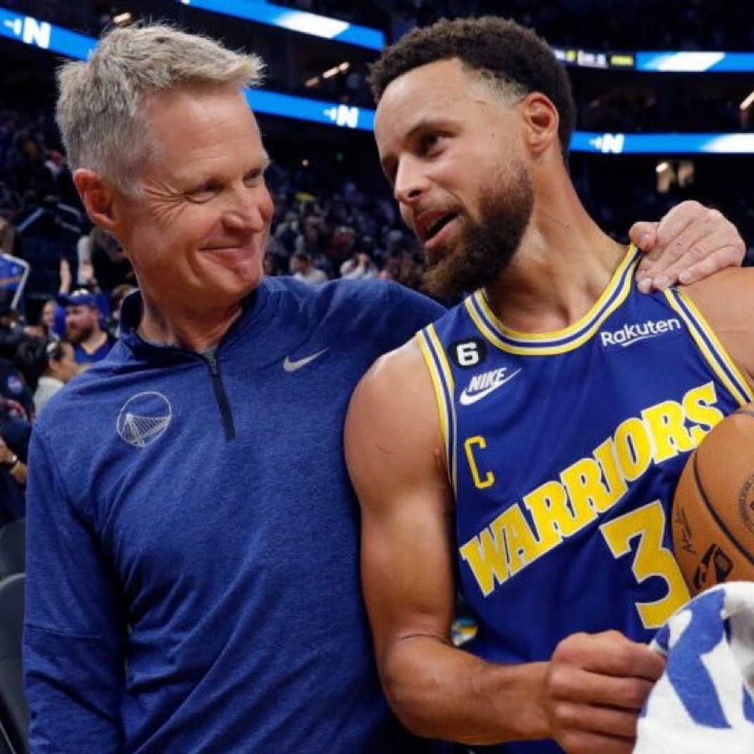 史蒂夫·科尔谈斯蒂芬·库里回归：“他是我见过的最出色的球队招牌……我们有责任给球