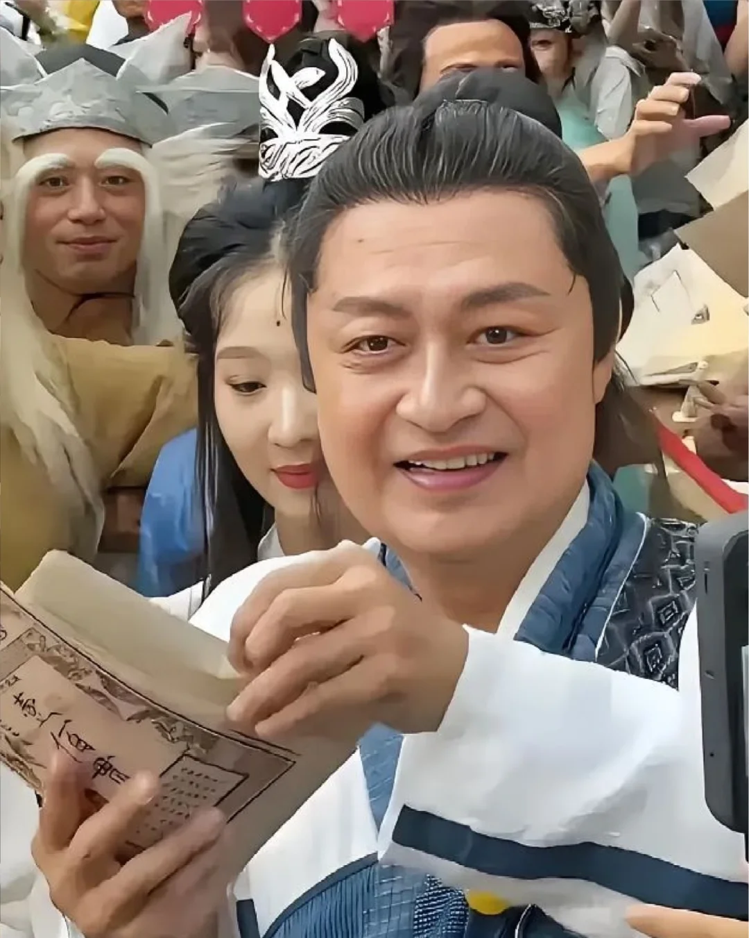 马景涛，63岁，离婚后并没有闲着 他发现自己离婚后需要养活三个孩子，他...