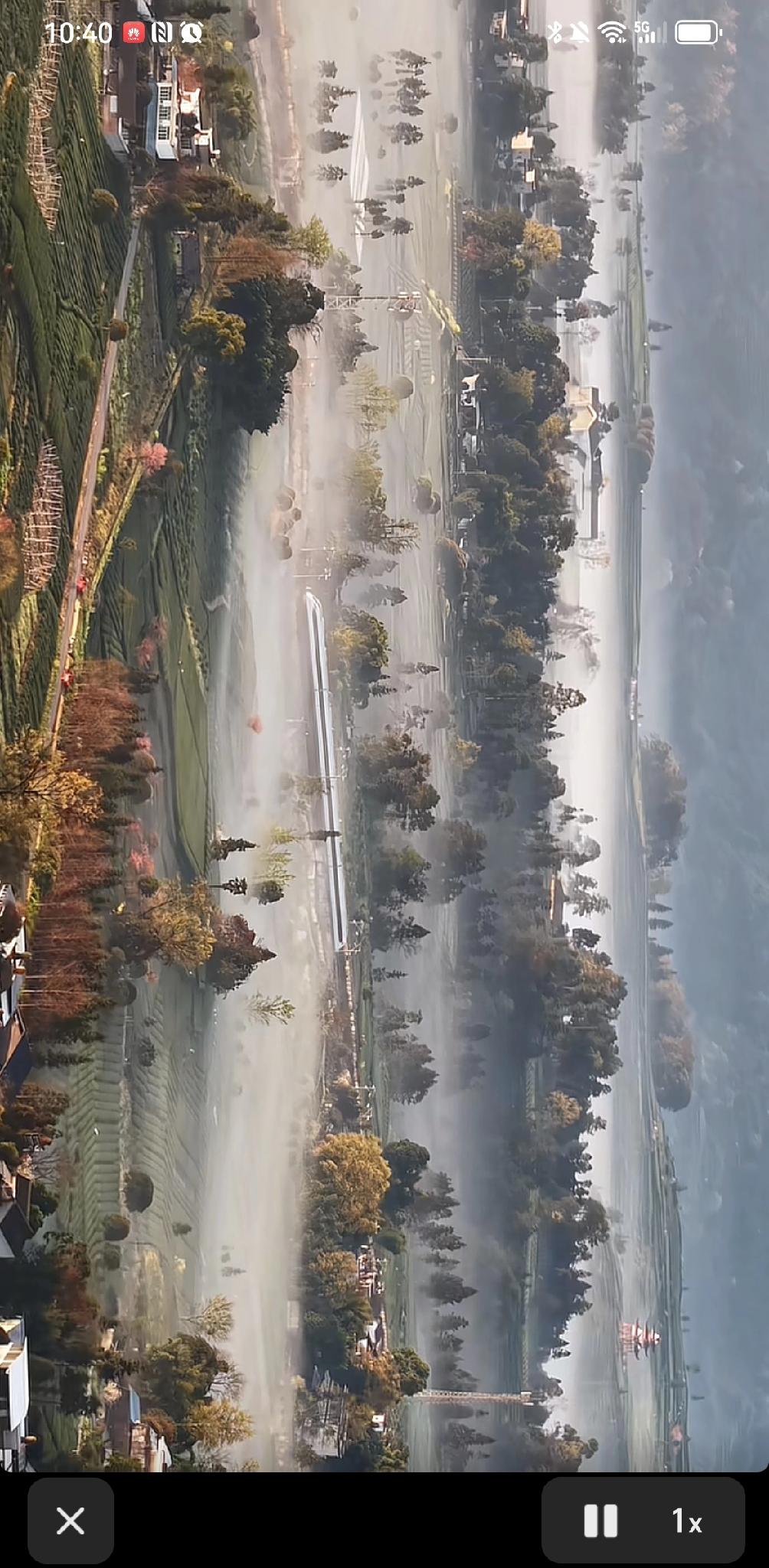 “火到人民日报了！”
四川雅安市，一男子在山上拍摄，
不料，当他抬头一看，竟发现