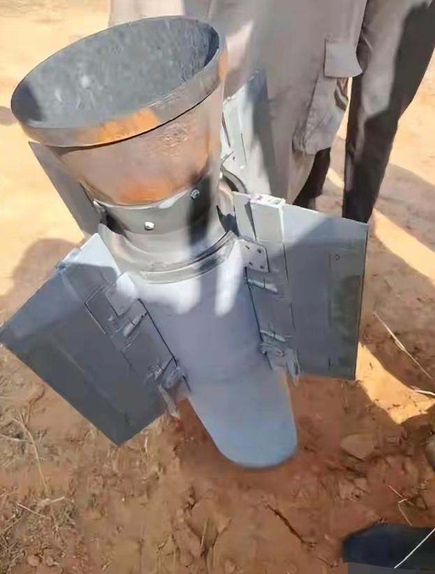 发威！中国防空导弹创下史上最大战绩，FK-2000击落伊尔-76运输机。


先