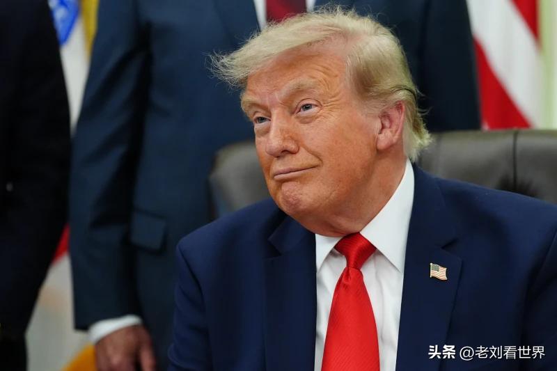 【特朗普证实美国国会正在准备对俄罗斯征收二级关税，并希望对伊朗也征收二级关税】