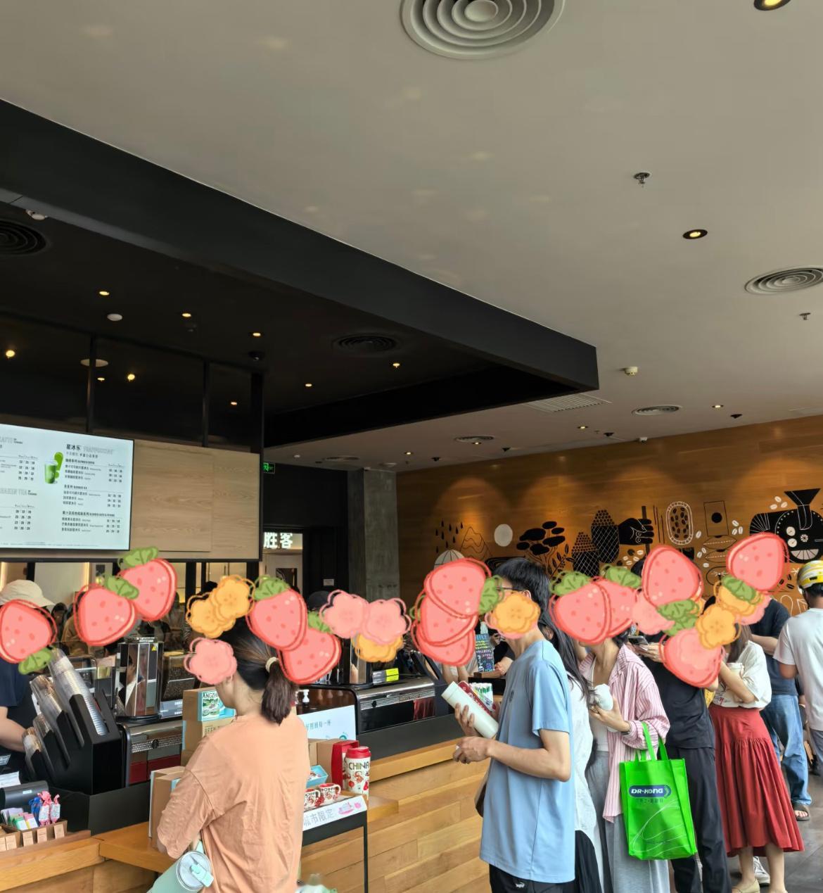 星巴克免费咖啡一代人有一代人的鸡蛋🥚，自带杯子就能免费中杯美式，家人们记得就近