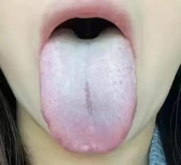 办事撑不过3分钟？别瞎吃地黄丸了！上热下寒才是根源，两味小药丸对症解决！

很多