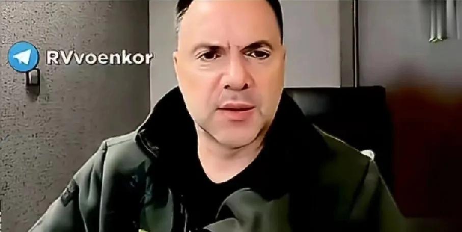 乌克兰前高官一语道破欧洲向乌克兰派兵玄机！曾经的总统顾问，后潜逃美国的阿雷斯托维