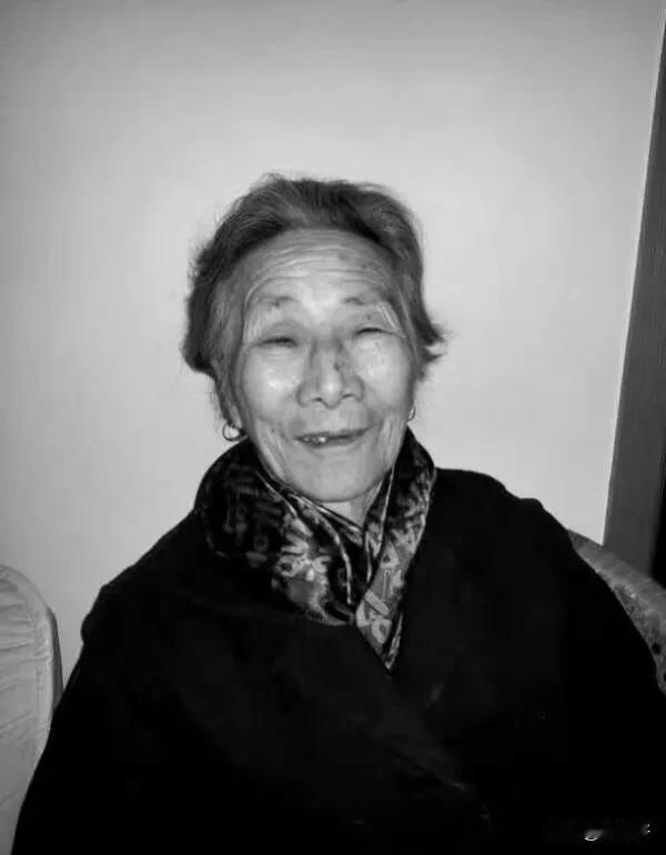 2018年4月30日，张翠英离世，享年88岁。她生前说：“当时江边的芦苇沟都是红