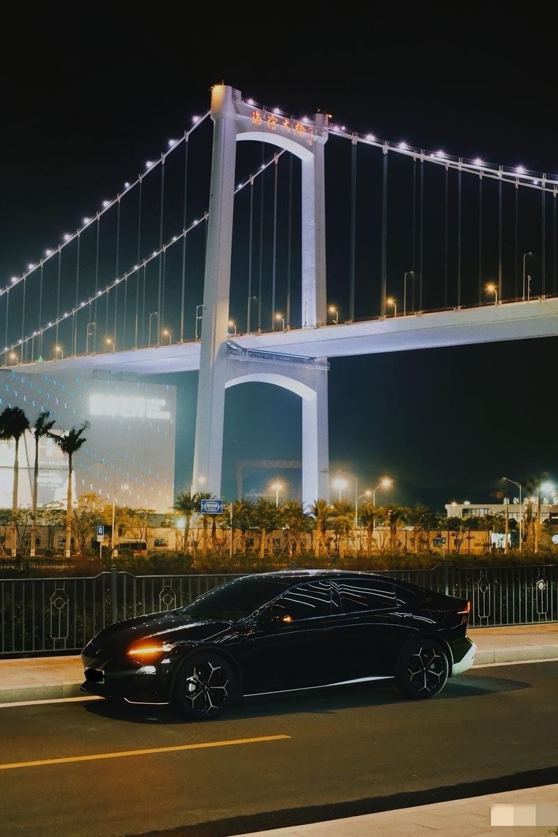 今年各汽车厂商怎么了，马上就要五一，也没几个来投广告的，难道太内卷，需要压缩成本