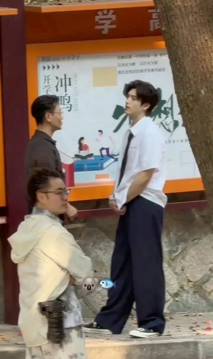 陈飞宇的校服造型有没有超过白敬亭的白月光陆之昂？ 