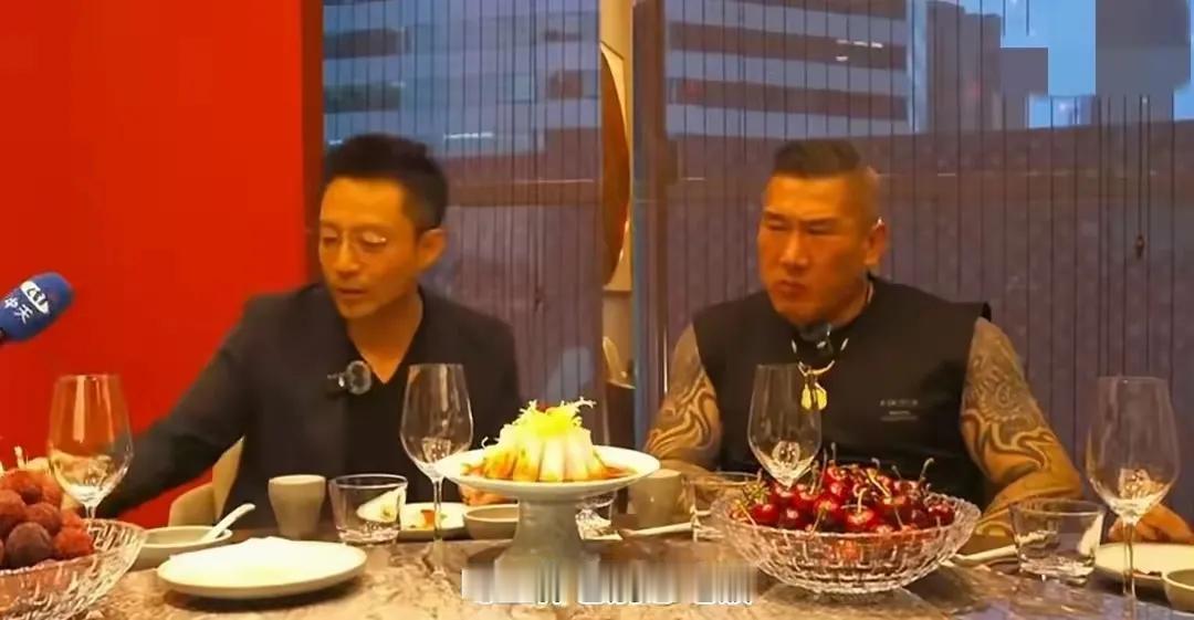 台湾网红馆长上海直播，最大赢家竟然是汪小菲！

完全没想到，台湾网红馆长来上海旅