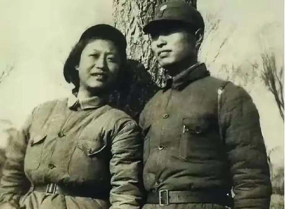 连许世友都不敢惹的红军女猛将，婚后独守半生不负深情
 
提起许世友，人人都知道他