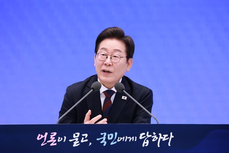 韩国总统：韩朝所有沟通渠道均已中断韩朝之间所有沟通渠道均已中断这一情况着实令人担